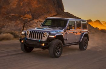 4 Jeep Wrangler Review, Pricing, and Specs
