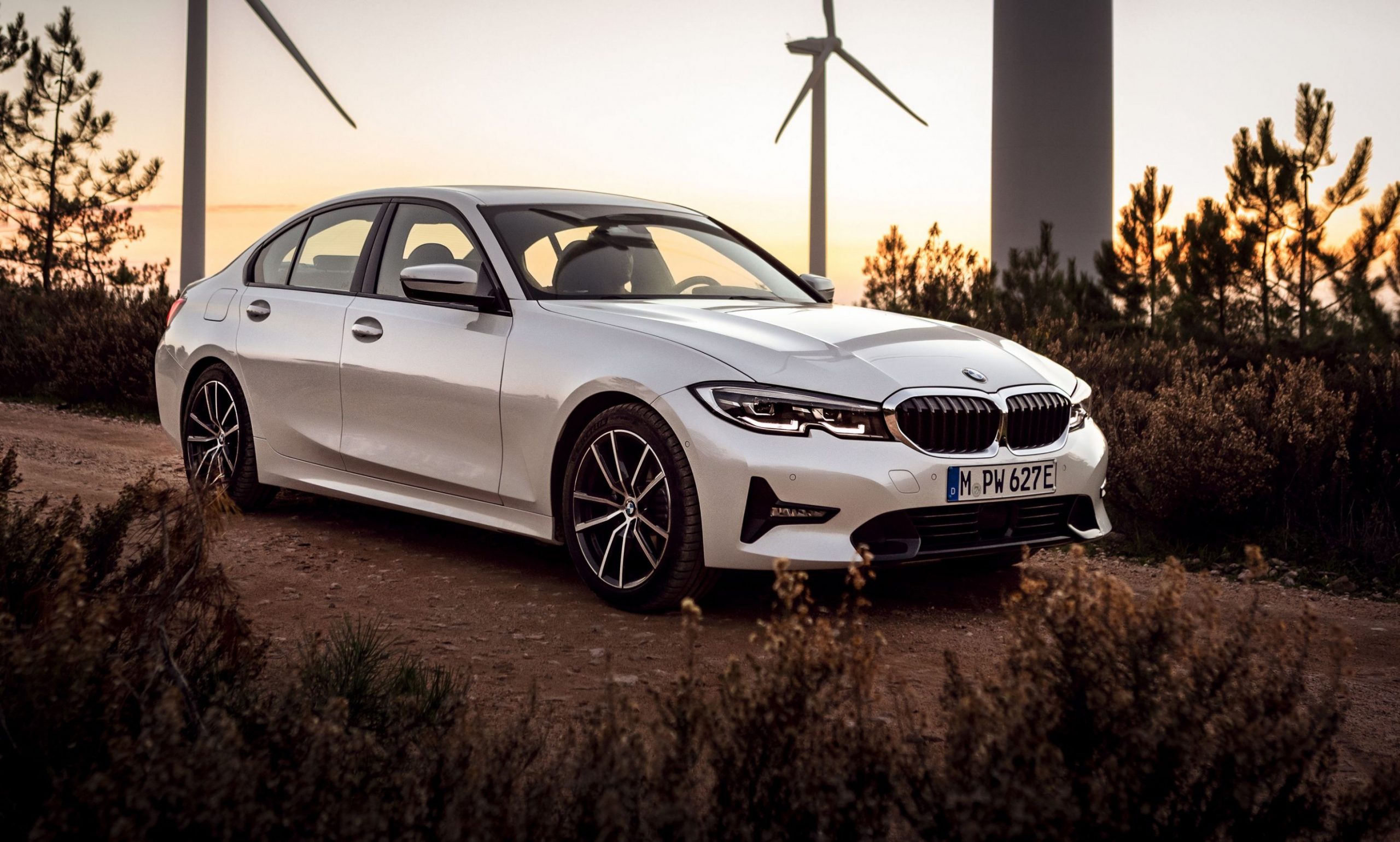 5 BMW 5-Series Review, Pricing, and Specs - 2019 Vs 2021 BMW 3 Series