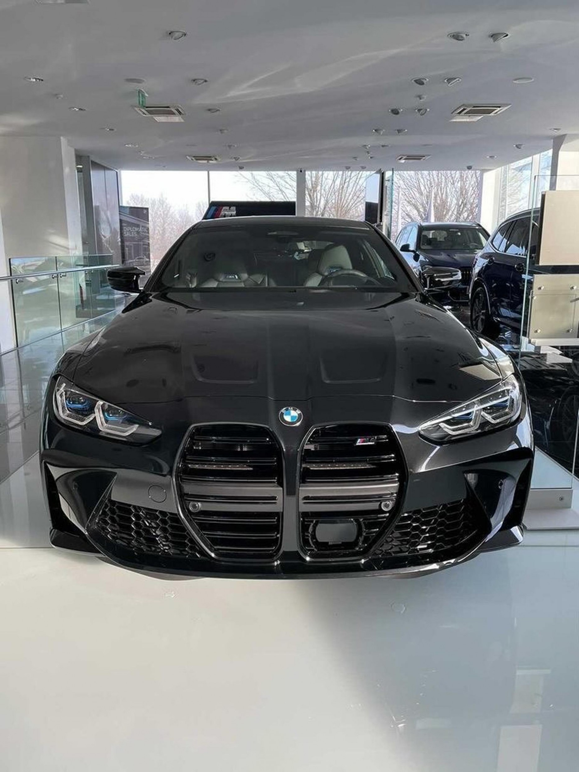 New photos of the 5 BMW M5 in Sapphire Black Metallic - BMW For 2021